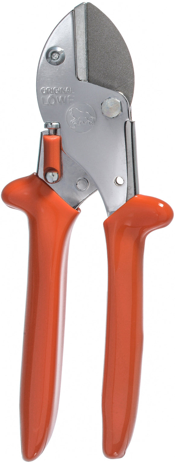 TIJERA LOWE 5.104